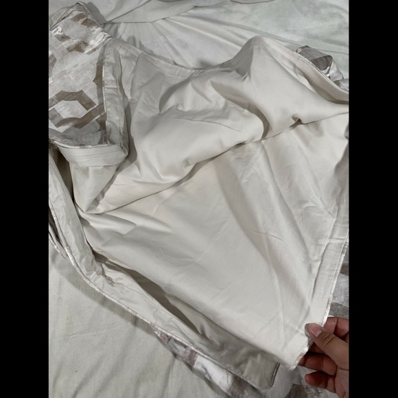 NEW Hotel‎ Collection Fresco Metallic Full/Queen Duvet Cover in Gold #D36 - Picture 4 of 11